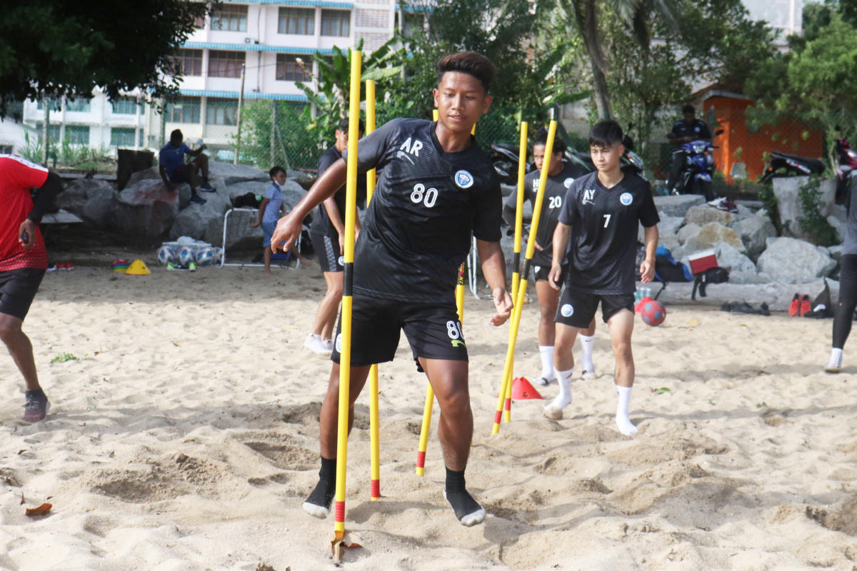 Refon Roslan