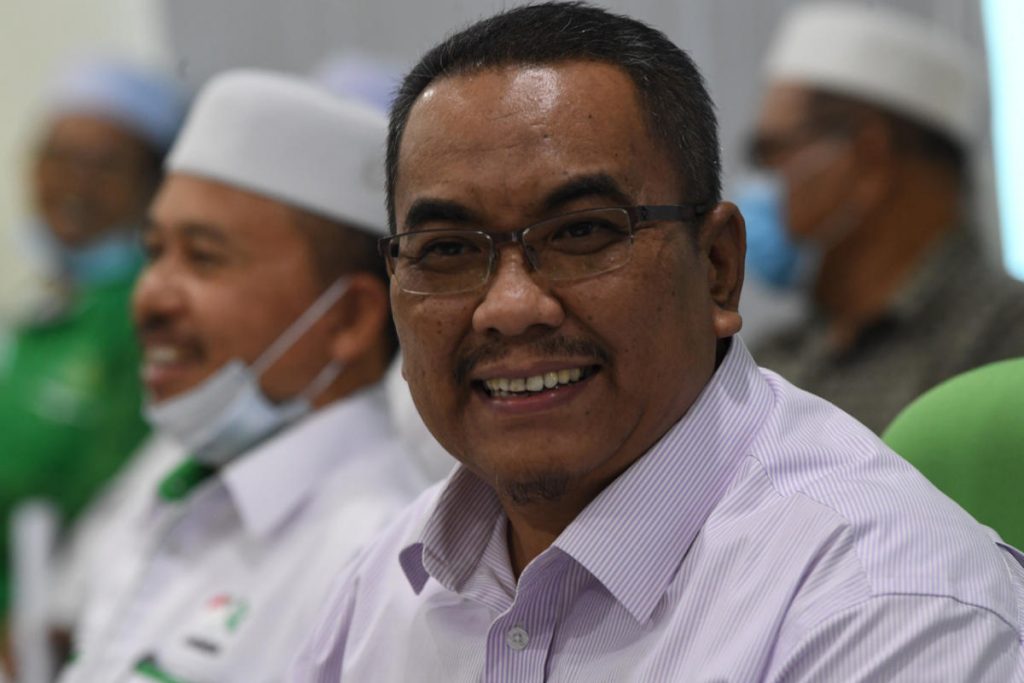 DUA ADUN KEDAH KELUAR PARTI