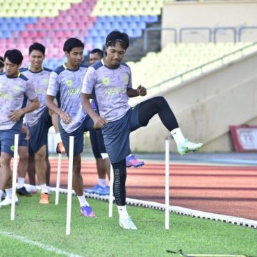 Akmal