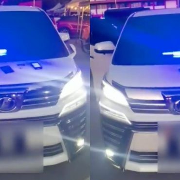 Vellfire dipandu mempunyai lampu strob