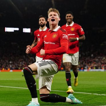 gol masa kecederaan Mctominay vs omonia