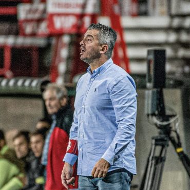 KV Kortrijk Adnan Custovic