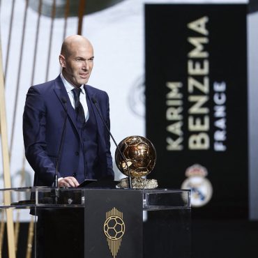 zidane pengurus perancis