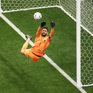 England Perancis