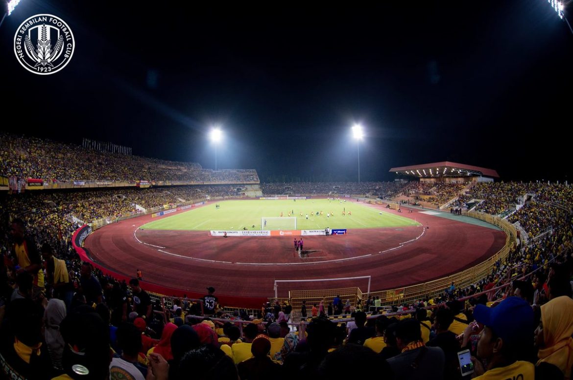 Stadium STAR, Paroi
