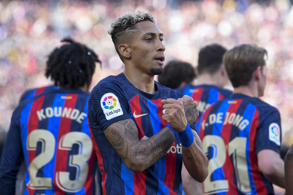 Barcelona 8 mata di atas Madrid