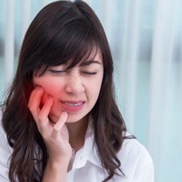 TIPS HILANGKAN SAKIT GIGI