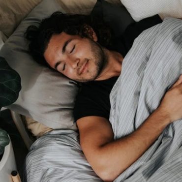 tidur tidak berseluar dalam