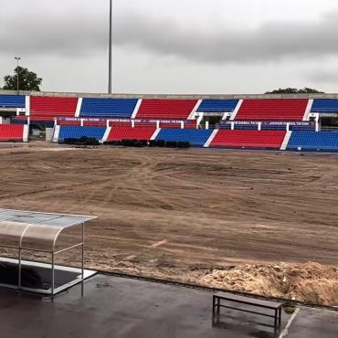 Stadium Larkin