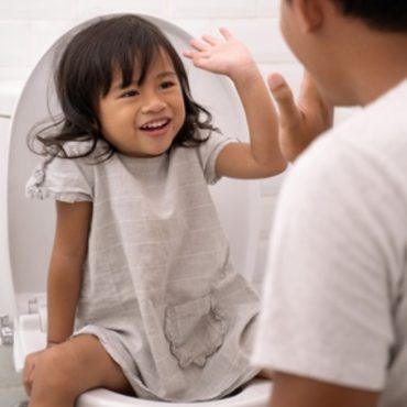 AJAR ANAK KE TANDAS