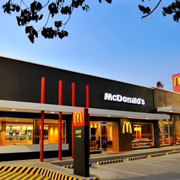 McDonald's Malaysia nafi pembayaran royalti digunakan untuk keganasan dan penindasan perang.