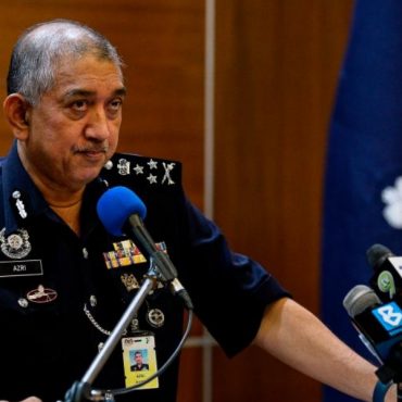 Pegawai polis miliki dua jam tangan mewah disiasat