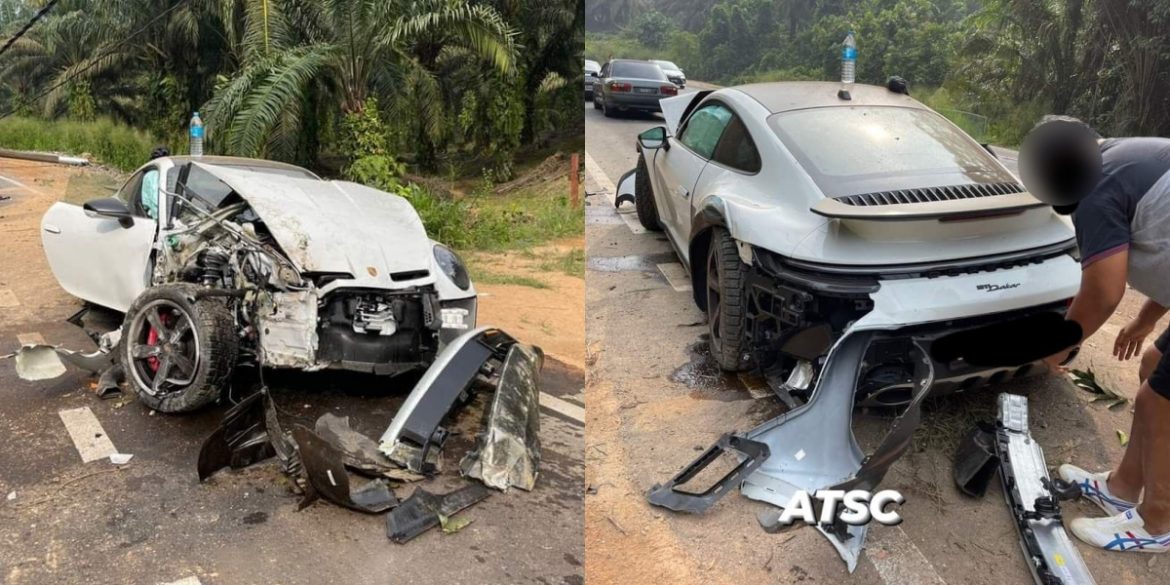 Porsche 911 Dakar hancur teruk selepas langgar tiang lampu
