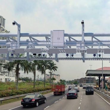 Plaza tol tanpa palang bakal mula diuji pada tahun hadapan.