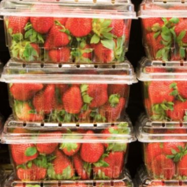 buah strawberi