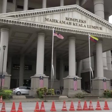 Didakwa Curi RM85,000 Semasa Operasi 'Mini Dhaka', Tiga Polis Mengaku Tidak Bersalah