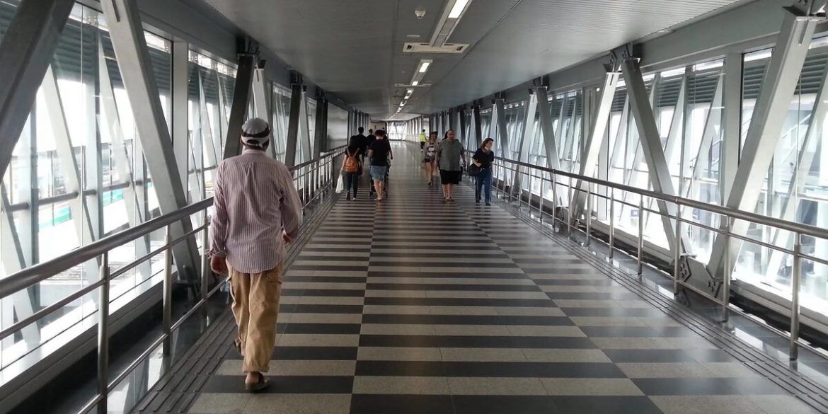 Mat Saleh Ini Puji Kuala Lumpur Bandar 'Mesra Pejalan Kaki'