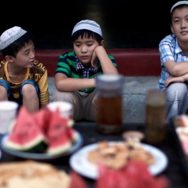 tips melatih anak berpuasa