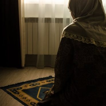 cara solat tarawih perempuan
