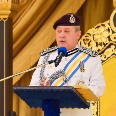 'Kesilapan Sebegini Tidak Boleh Diterima' – Agong Murka, Titah Tindakan Keras Isu Kalimah Allah