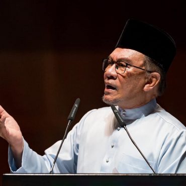 Anwar Ibrahim: Subsidi Diesel Tidak Dihapuskan, Kerajaan Masih Tanggung RM7 Bilion