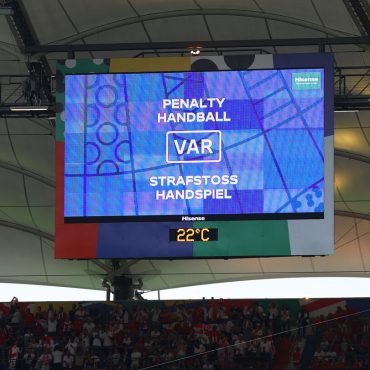 AFF VAR