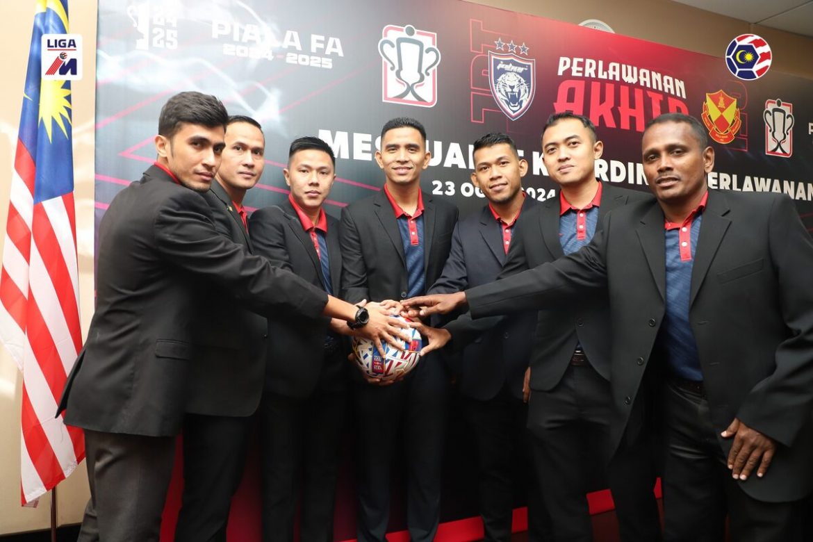 Pengadil final Piala FA