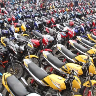Polis Banyakkan Sekatan Jalan Raya Sepanjang RX-Z Members 6.0