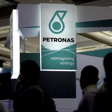 PETRONAS jenama minyak dan gas terkuat