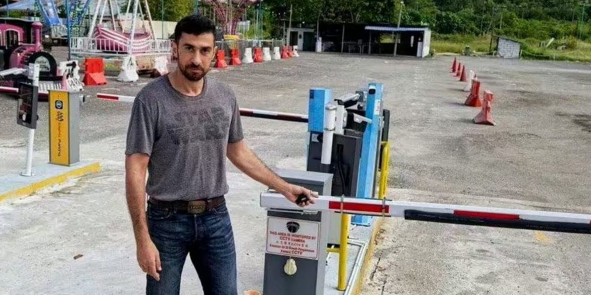 'Negara Ini Hanya Tahu Ambil Kesempatan' – Lelaki British Dakwa Terkandas Di Malaysia Selepas Tak Bayar Parkir RM7