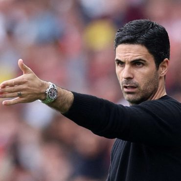 arteta salahkan pengadil