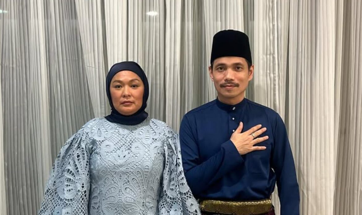 mark adam belum sedia tukar kewarganegaraan