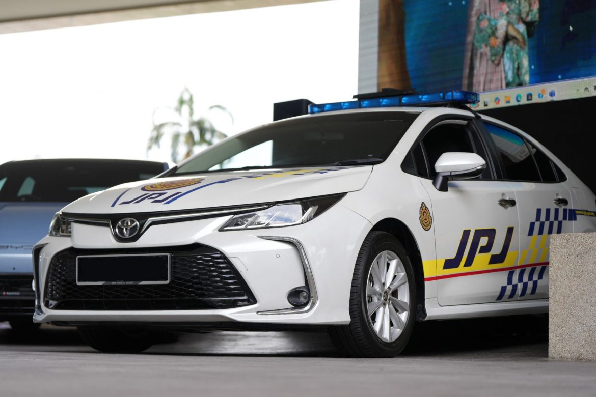 JPJ Terima Toyota Altis, Untuk Apa?