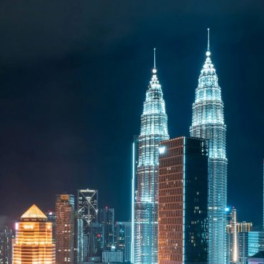 Tiga Lokasi Di Malaysia Ini Mungkin Hilang 50,000 Peluang Pekerjaan Kesan 'Tarif Trump'