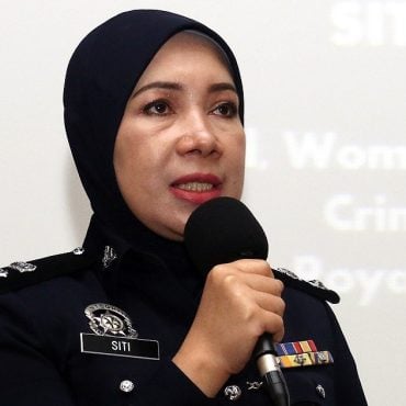 CEO Batu Serah Diri Kepada Polis, Direman Untuk Bantu Siasatan