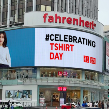 Kenapa Semua Obses Dengan Billboard Uniqlo Ni? Siap Trending Dekat Twitter!