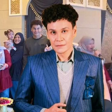 Edry Serbu Bilik Karaoke Peminat Tengah Nyanyi Lagu ‘Terhangat Di Pasaran’ 