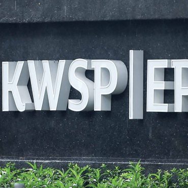 Simpanan KWSP bernilai RM2 juta dapat diraih jika benar-benar disiplin.