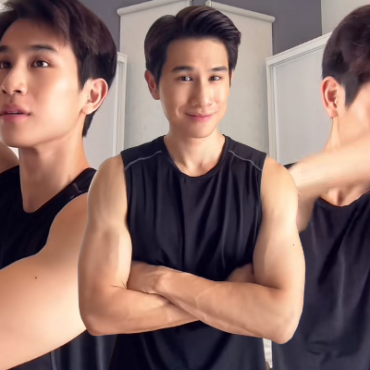 Daniel Fong Kongsi Rutin Sebelum Masuk Set, Netizen Terhibur ‘Part’ Pakai Deodoran – ‘Kami Dah Percaya Ketiak Tak Berbau’