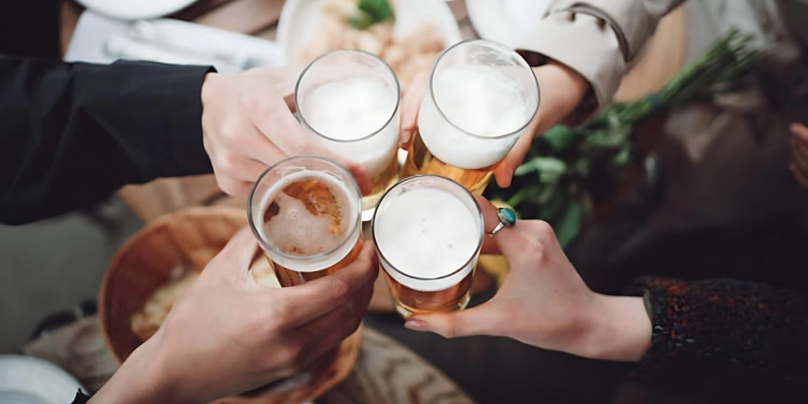 Negeri Sembilan Rancang Denda RM2,000 Individu Minum Arak Di Tempat Awam