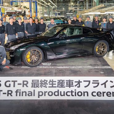 'Sayonara' – Unit Terakhir Nissan GT-R R35 Siap Keluar Dari Kilang