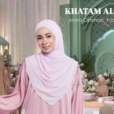 [VIDEO] Kesopanan Amira Othman Terserlah, Ambil Berkat Dalam Majlis Khatam Al-Quran Sebelum Bergelar Isteri