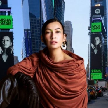 Giliran Misha Omar Menghiasi Papan Iklan Times Square, New York
