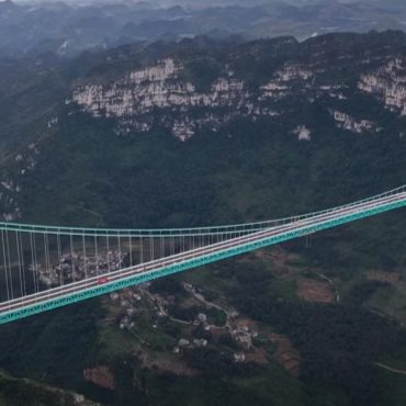 Jambatan Tertinggi Di Dunia Dibuka Di China
