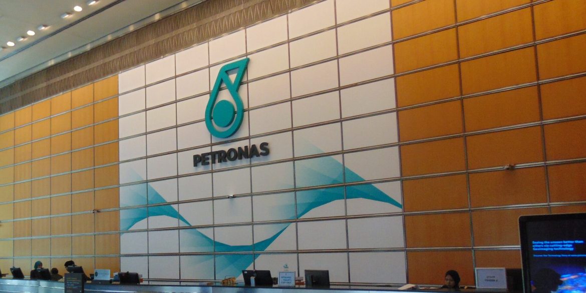 Pekerja Terima Ugutan SMS, Petronas Diminta Perketat Kawalan Keselamatan