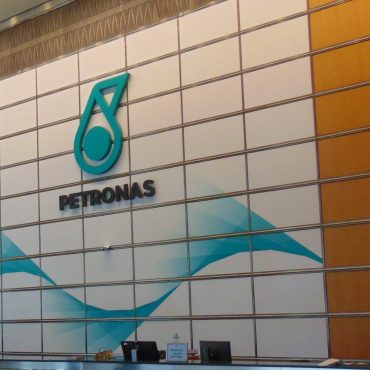 Pekerja Terima Ugutan SMS, Petronas Diminta Perketat Kawalan Keselamatan