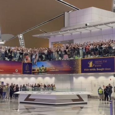 Netizen Indonesia Persoal Budaya Peminat Malaysia Sambut Artis K-Pop Di KLIA