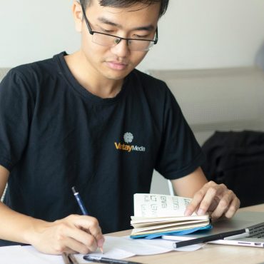 Syarikat Pengeluar Minuman Jepun Ini Guna Faks Dan Tulisan Tangan Selepas Diserang 'Ransomware'