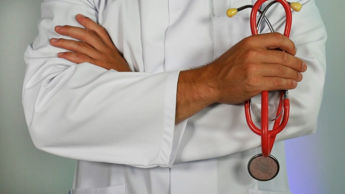 Singapura Akui Doktor Malaysia Dalam Senarai Utama Untuk 'Disambar'