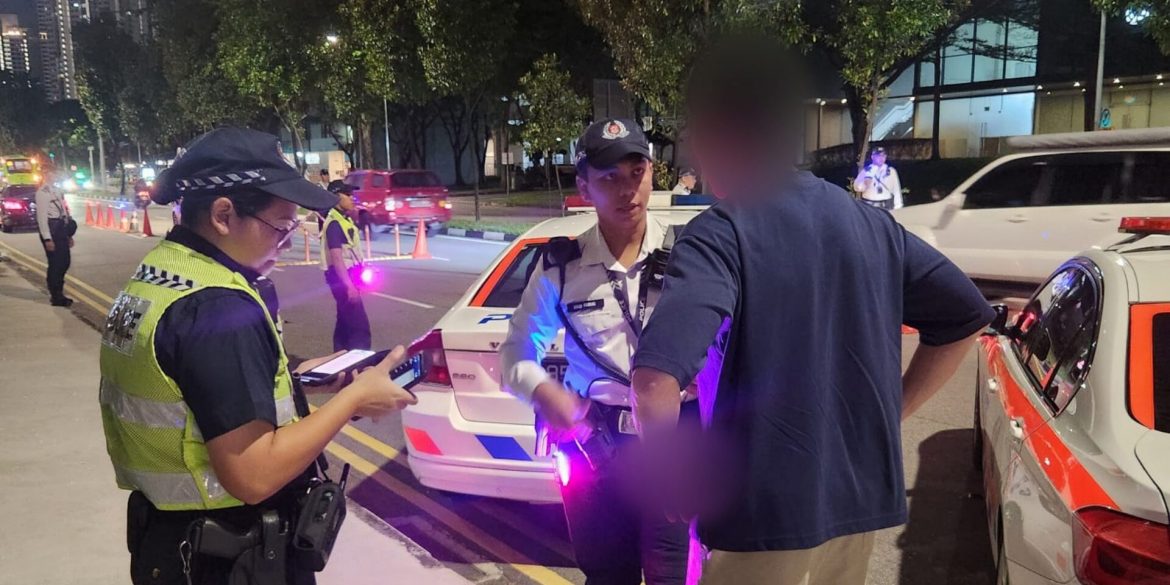 Polis Singapura Tak Layan Duit RM185, Pemandu Malaysia Bakal Berdepan Penjara Hingga 5 Tahun